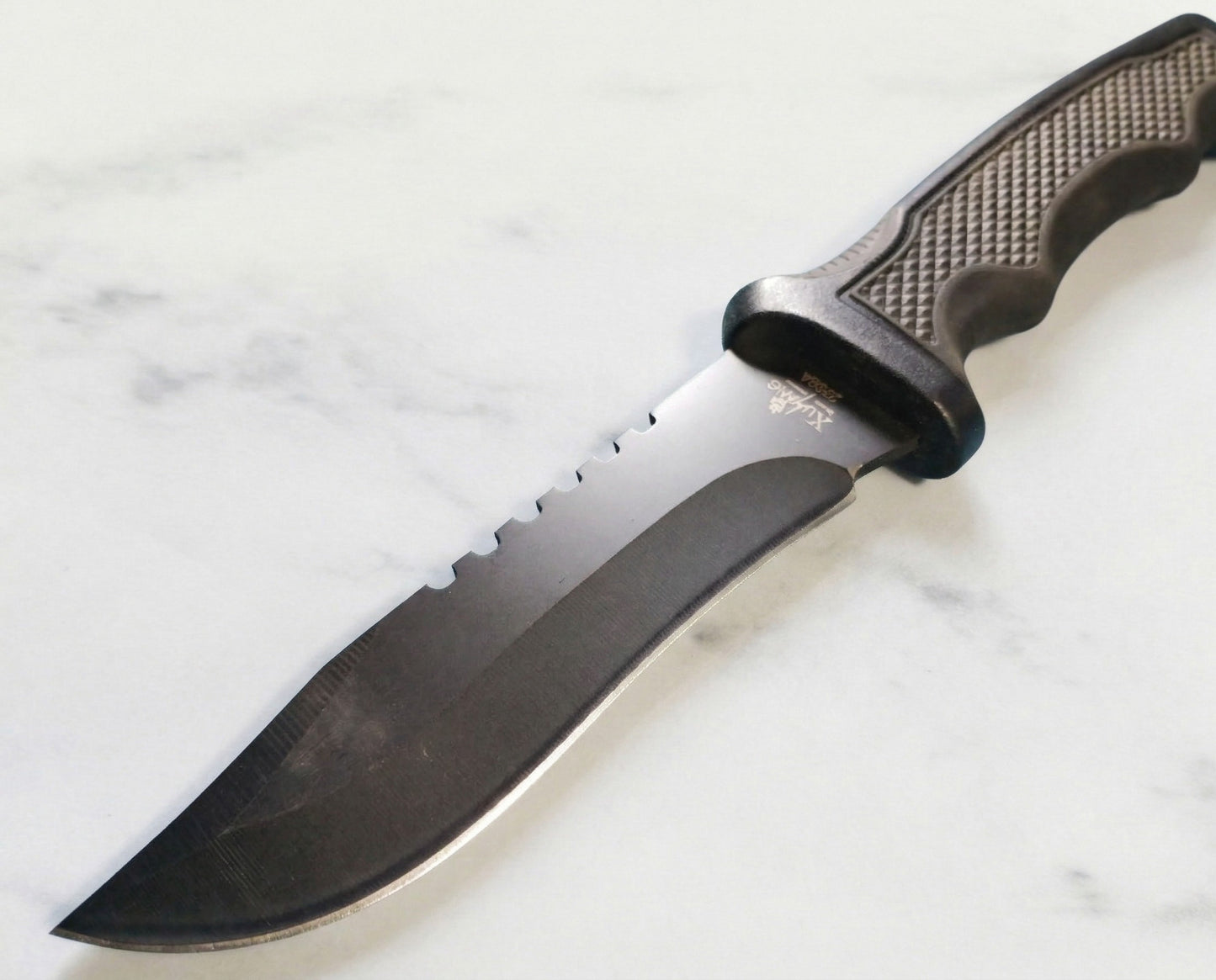 Cuchillo de Supervivencia "Tactical Frontier" con Funda Rígida