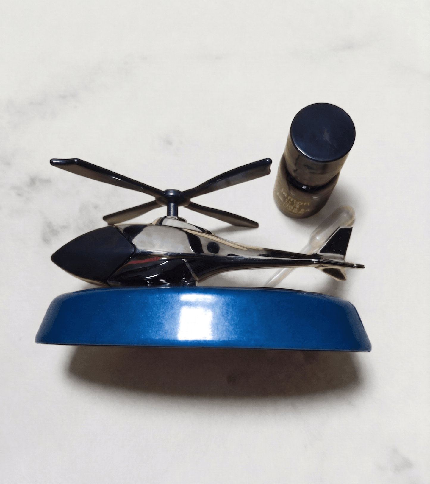 Aromatizante Solar para Carro – Diseño Helicóptero