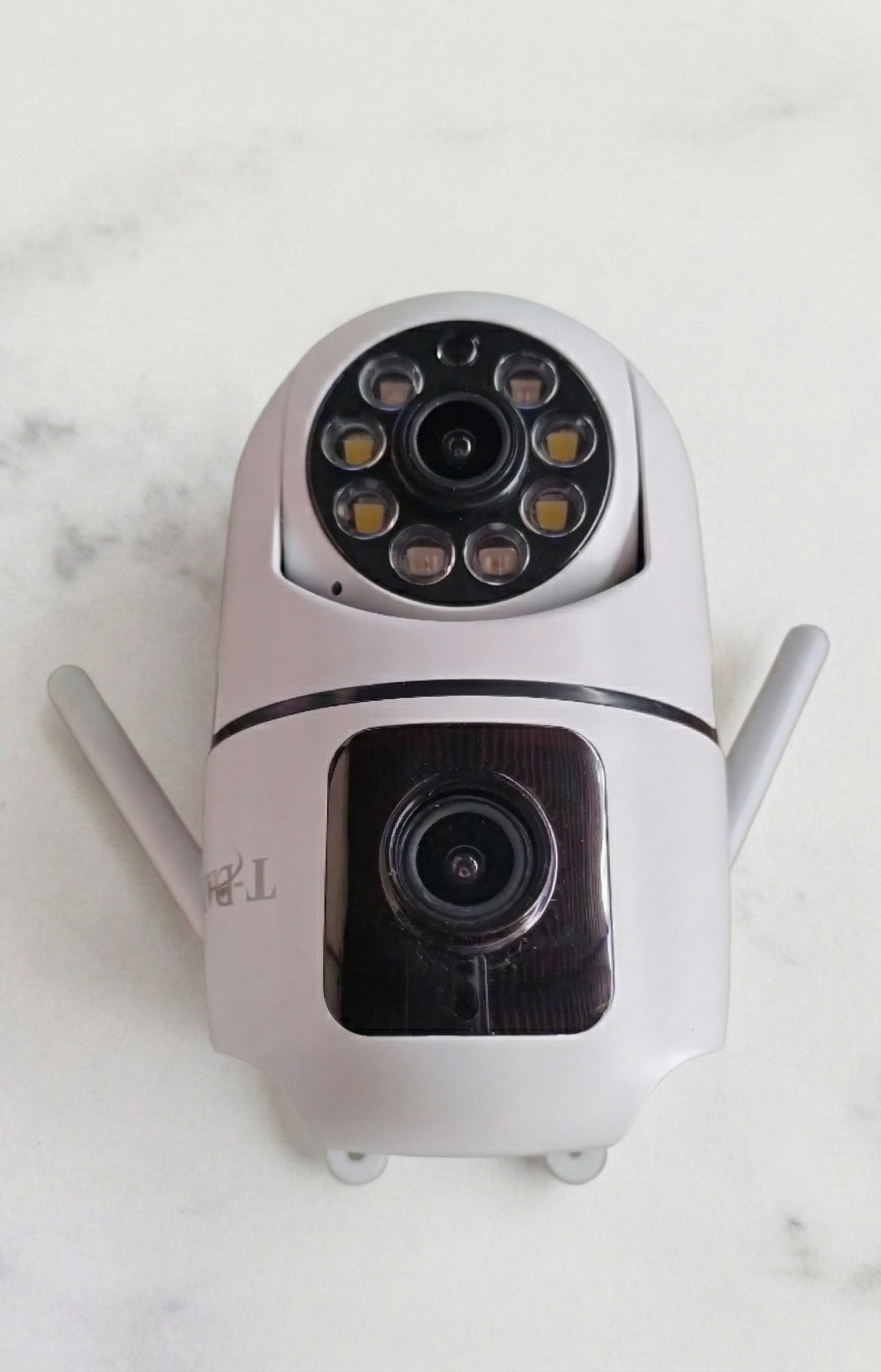 Cámara de Seguridad WiFi T-DAY – Interior / Exterior